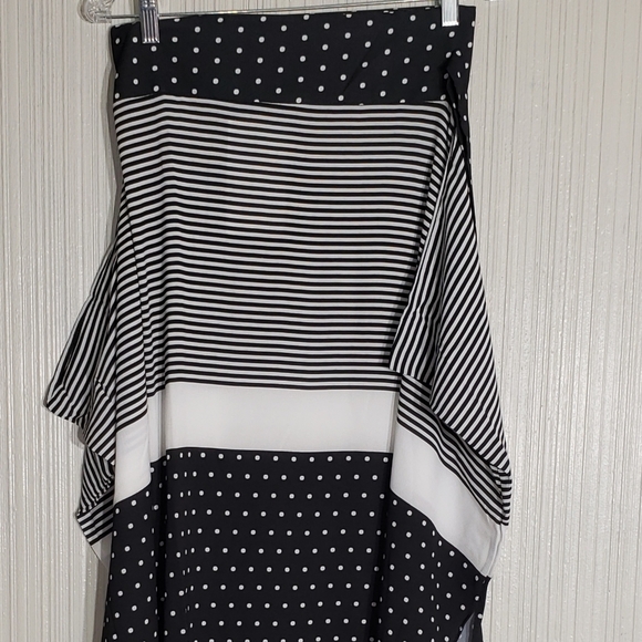 Milan Kiss Black/White Maxi Skirt, Sz L, Split sides and Attached Tie Belt - Picture 2 of 11
